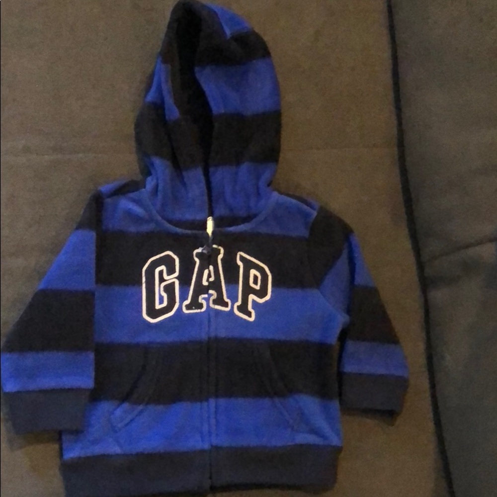 Gap hoodie